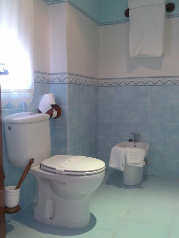 Hostal Rural La Casa Verde Cheles Phòng bức ảnh