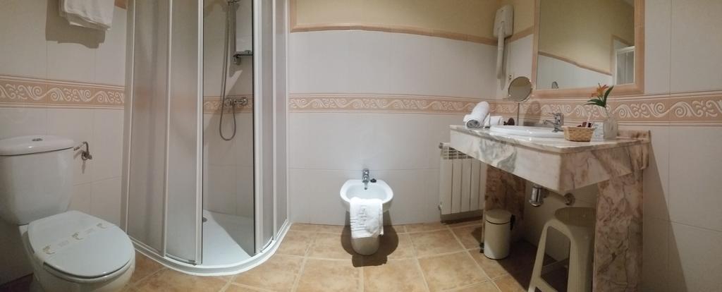 Hostal Rural La Casa Verde Cheles Ngoại thất bức ảnh